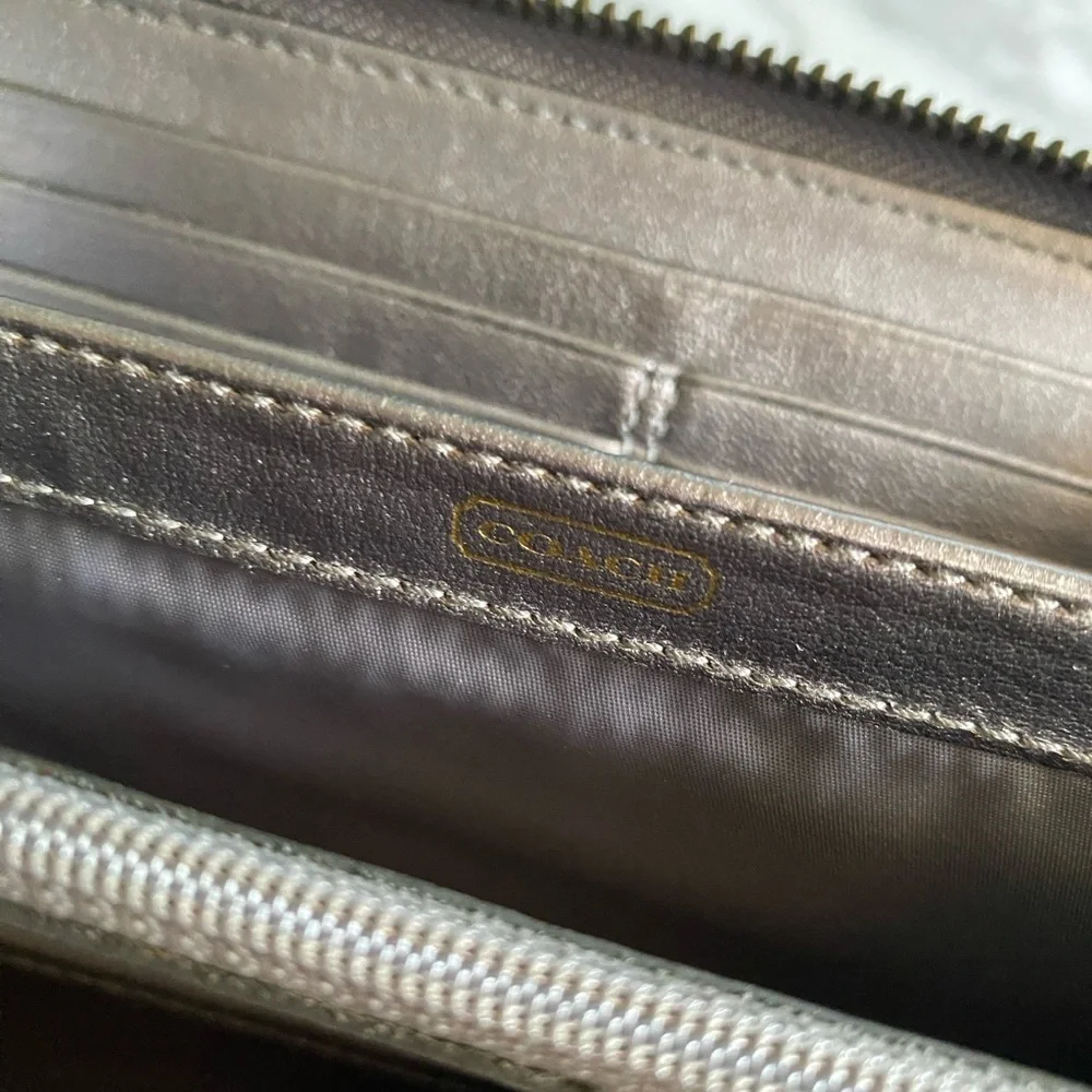 Coach New Madison Gunmetal Pewter Metallic Accordion Zip Around Wallet NWOT